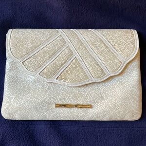 Elaine Turner Izzy Leather Clutch